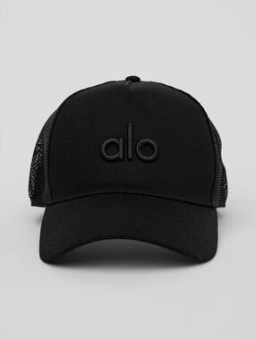 Alo Yoga District Trucker Hat Mesh Snapback Cap Black Unisex Adjustable NWT